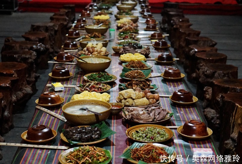 感慨|皇帝吃不完的满汉全席到哪去了?看完感慨:还真是不浪费