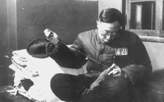 宫女|溥仪有1个恶习,让宫女们内心愤怒却不敢说,暴露皇家的黑暗