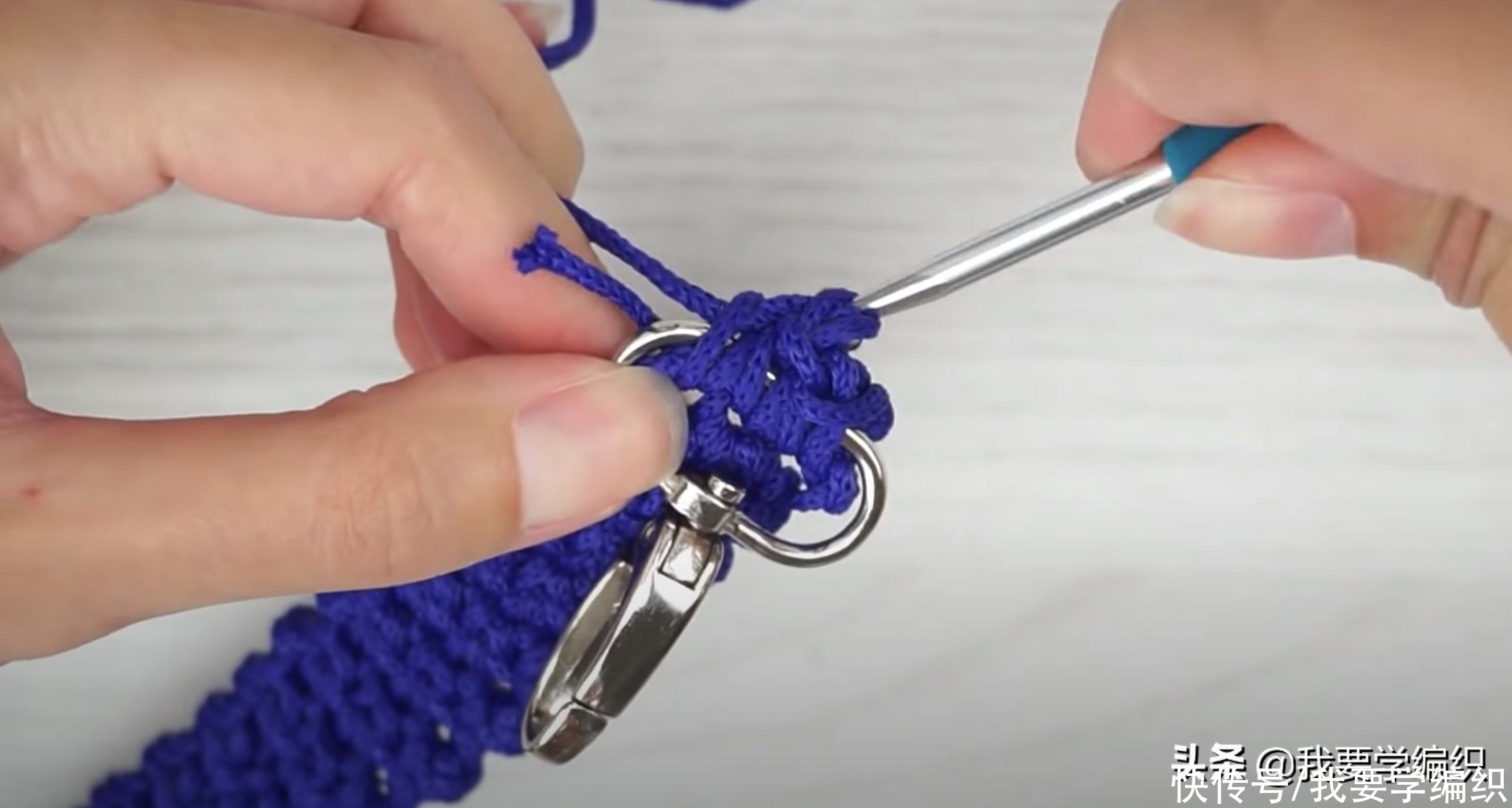 小包|洋气的链条小包自己就能钩一个，折叠链接包教程，容量一点也不小