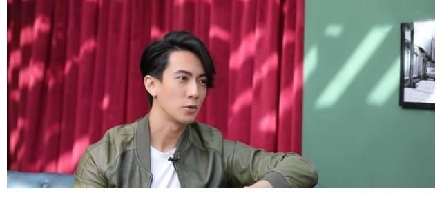 中国人的钱好挣？Amber参加央视网络春晚，吴尊让儿女在中国读书