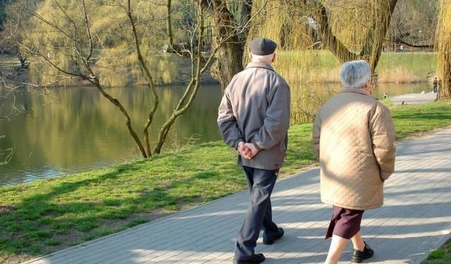 高血压患者|高血压“怕”一种水,提醒坚持喝,血压逐渐稳定,早知早受益