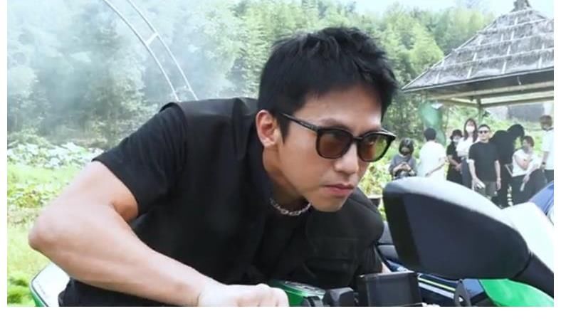 五哈第二季陣容官宣，全員拍攝宣傳片時，鹿晗白得像被P上的