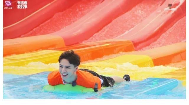 压力|玩水也要内卷?来自节目组和咏春拳的压力,我感受到了