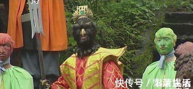 如意金箍棒$孙悟空看走眼,龙宫中他选择金箍棒,却错过了件更强的武器