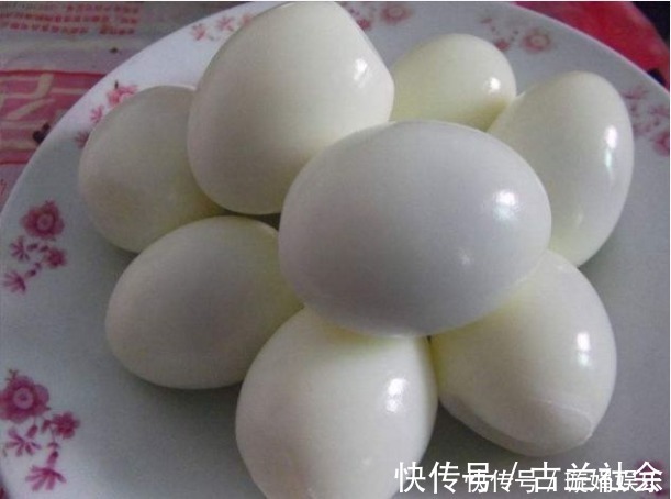 刚煮好的鸡蛋别放入凉水细菌增加数万倍，家人健康保护好
