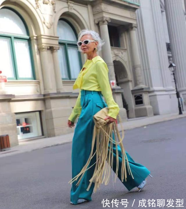 衬衫|被56岁时尚博主圈粉了,个性的配色及简约的搭配技巧,时髦又减龄