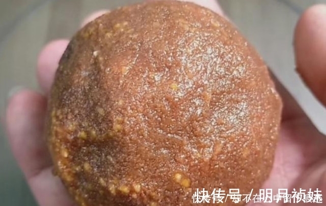 蓝鲫|野钓要想有好的渔获,鱼饵最好是手工制作的,分享一点我的经验