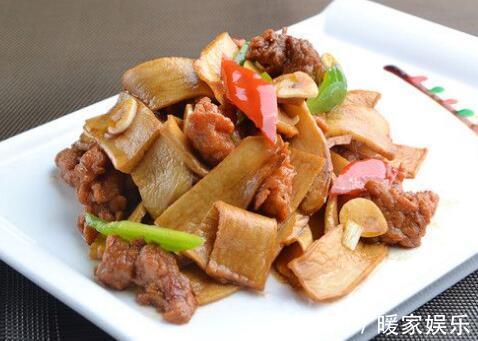 很适合春季吃的美食，食材简单很好做，鲜美可口很下饭