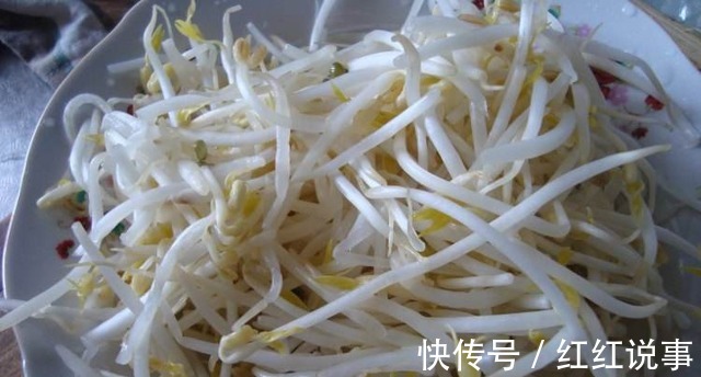 炒豆芽,焯水还是直接炒第1步就错,难怪豆芽不脆爽出水严重!