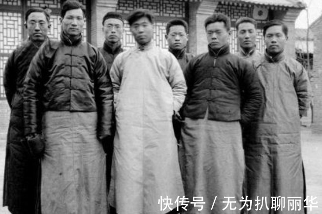 胡兰成@民国四大文人,个个文采都很出众,却是典型的渣男,见一个爱一个