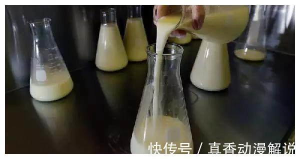 血液|母乳放久了真的会变成血水,婴儿喝的母乳是母亲的血?