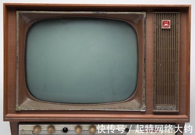 砖头 回顾 那些年代的“时髦”东西,“砖头”大哥大你可曾用过