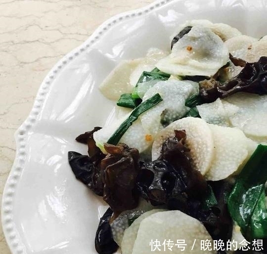 “天然阿司匹林”終于出現，隔三差五吃次它，讓血管“煥然一新”