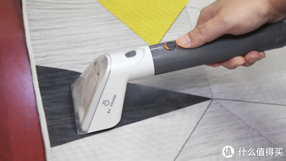 东菱布艺清洗机|实用好物汇 篇十六：多年的包浆地毯焕然一新，蒸汽杀菌易操作，东菱布艺清洗机体验