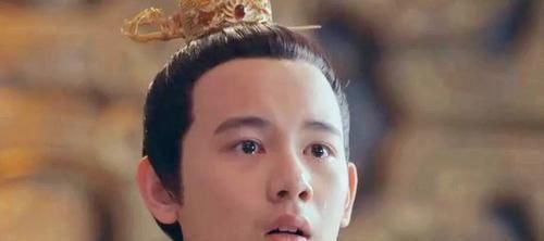 篡位|赵匡胤驾崩后，皇子尚在，为何皇位会落到弟弟赵光义的手中？