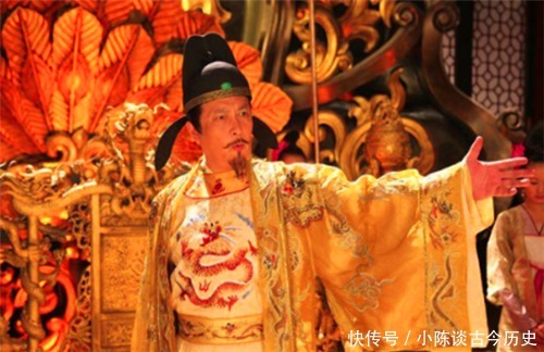 部下|古代警惕性最高的将军，皇帝刚赐他免死金牌，回家就召集部下造反