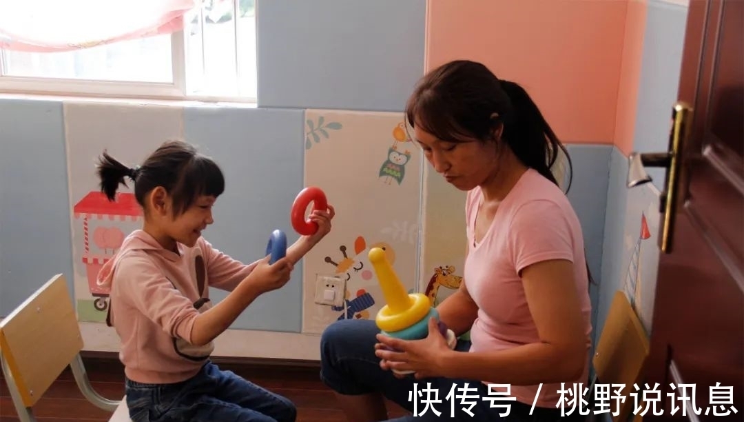 诊断书|女儿每天只会笑,妈妈以为她是爱笑的“天使”,拿到诊断书后哭了