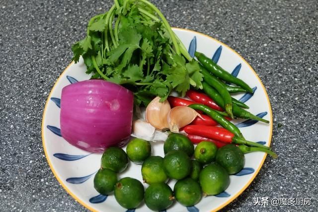 家宴|一斤虾做一盘菜，营养美味做法简单，可以列入中秋家宴菜单了