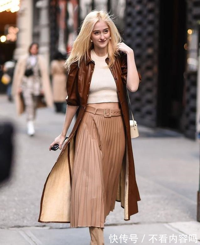 搭配 真正会穿衣的女人,会爱上“咖啡色”,这些搭配示范美得太高级!