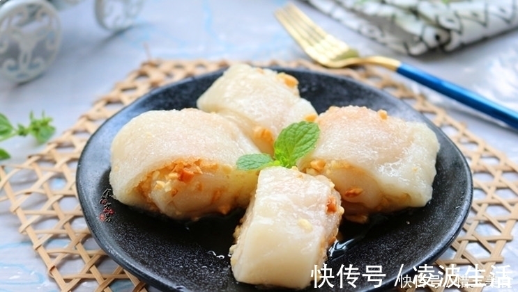 此款糯米小吃,做起来超级简单,口感筋道软糯,吃一次就爱上