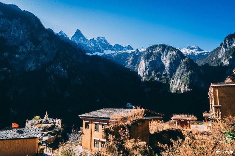 跨越雪山，寻找消失地平线上的巴拉格宗