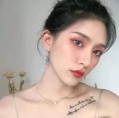 坯子|女孩子嘴唇若有这“3特征”,笑起来会很好看,中一个也是美人坯子