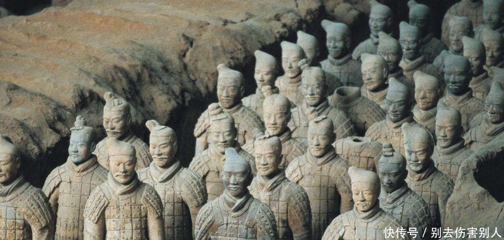清一色|秦朝以单眼皮为美,看兵马俑的造型就知道,清一色丹凤眼