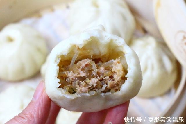  搅拌|粉条别再炖着吃了，用它做包子，蓬松暄软皮薄馅足，蒸两笼不够吃