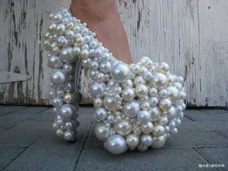 纯天然@一组脑洞大开的奇葩鞋子,设计师的创意实在让人看不懂!