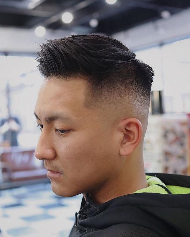 男发无论怎么剪，还是两侧推短受欢迎，越来越多男士这样剪