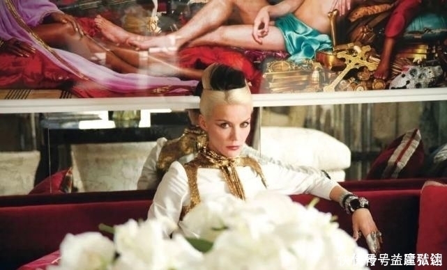 麦昆|麦昆设计的终极收藏家Gaga花75万找她买裙子,贝嫂最想赢的女人