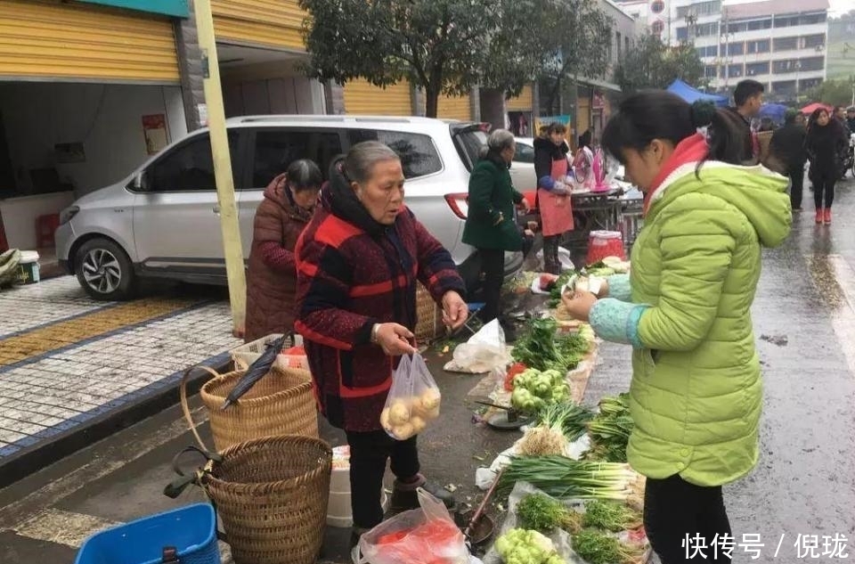 新纸币已发行一年多，为何还如此罕见？央行宣布人民币将迎新变革