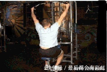 健身房|健身8年，他被称“健体界的微笑王子”，让他手把手教你增肌塑形