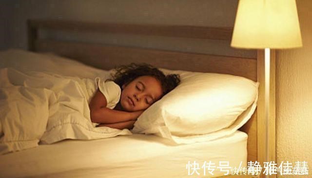 父母|“三岁要分床,五岁要分房”不一定,孩子几时分房主要看三方面