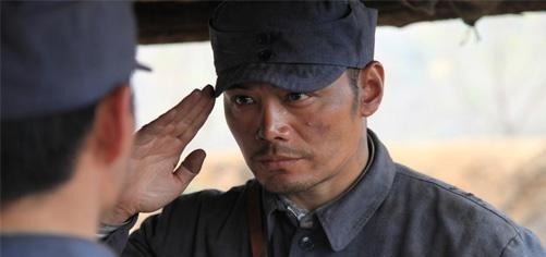 救主|单骑救主、温酒斩华雄，不说赵云关羽，且说我军一位“傲气”将军