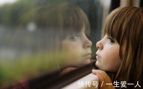 豆爸|孩子黏人,总是“玻璃心”?恭喜你!你的孩子正在变得强大