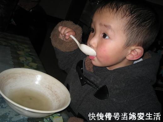 个子|这3种“身高杀手”,大部分孩子“难以抵抗”,家长还天天给娃买