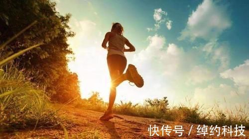 腿脚|睡觉中若腿脚抽筋,可能不只是缺钙,还有可能存在这4个问题