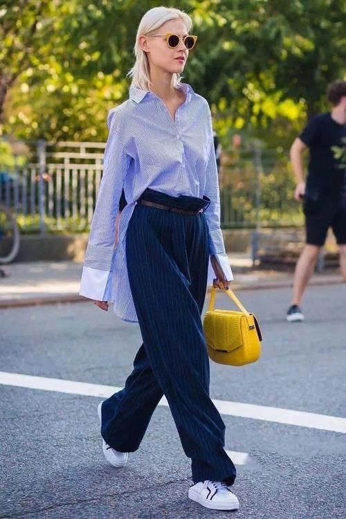 阔腿裤已经过时了，今年流行的是“云朵裤”，遮肉显瘦又时髦