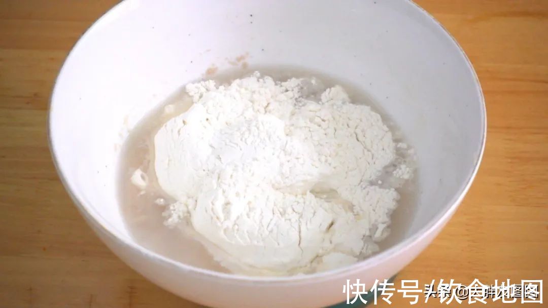 葱油饼这样做才香!这个方子值得收藏,厨艺不好也能成功