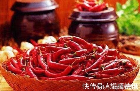 好多人|白醋倒在手心搓一搓，好多人不懂有啥用看完赶紧告诉身边人