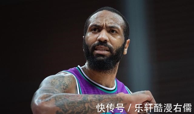 废掉|山东男篮惨败,徐长锁亲手废掉四员大将,有巩晓彬在不至于此