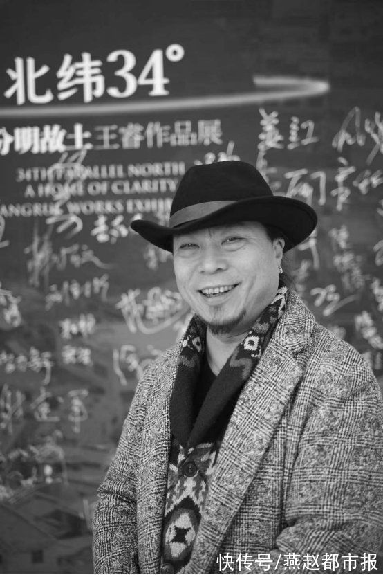 侧记@冬日里，这里能闻到花香——“北纬34°分明故土”王睿作品展侧记