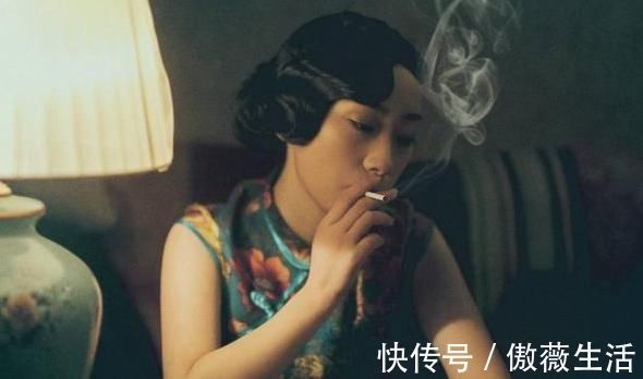 女性|为什么更年期女性容易发胖？经常做4件事，难怪腰围会越来越粗！