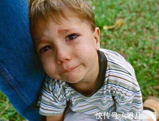 家长|家中有男孩,这3句话妈妈绝不能说,句句刺痛孩子的内心