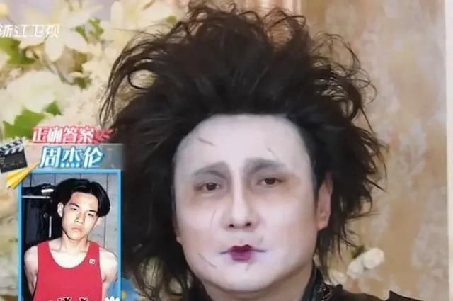 王牌家族清早被掀被子，素颜曝光，范丞丞认不出张小斐包场求原谅