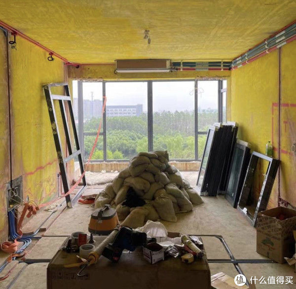 地砖|入住3年才知道,当初卫生间“坚持不穷装”有多明智!