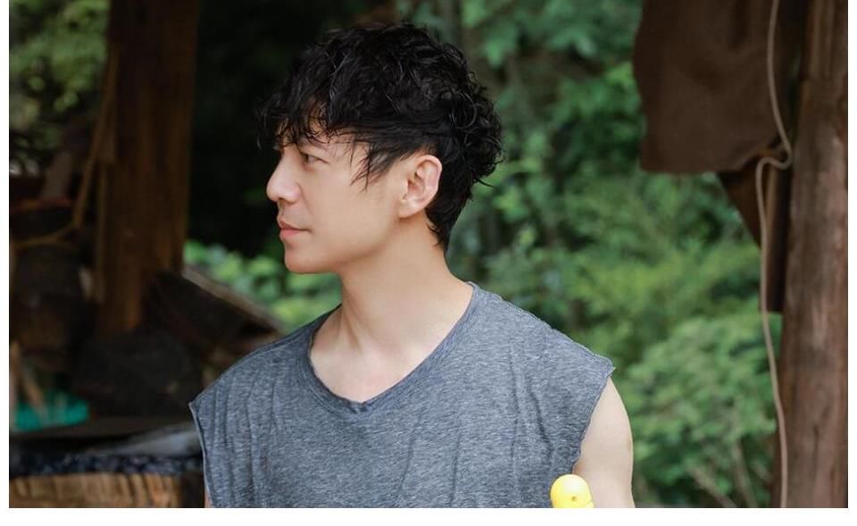 綜藝界|何炅憑什么能成為綜藝界的“定海神針”？趙露思一語道破玄機(jī)