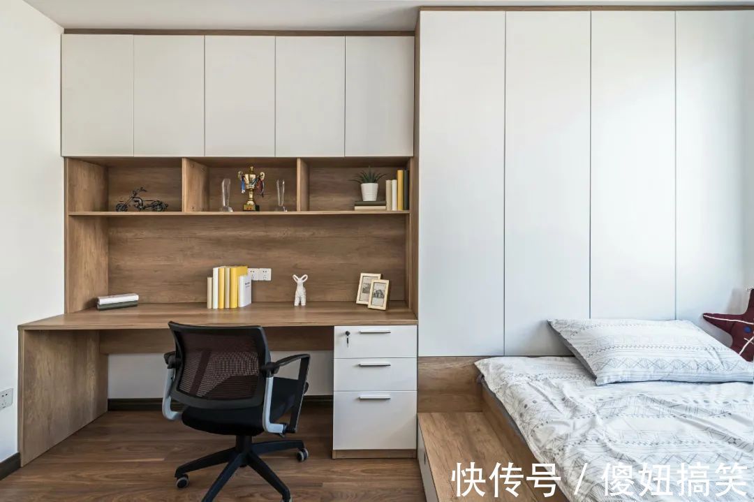 实木|180㎡现代中式，没有老土气的设计，禅意儒雅好高级