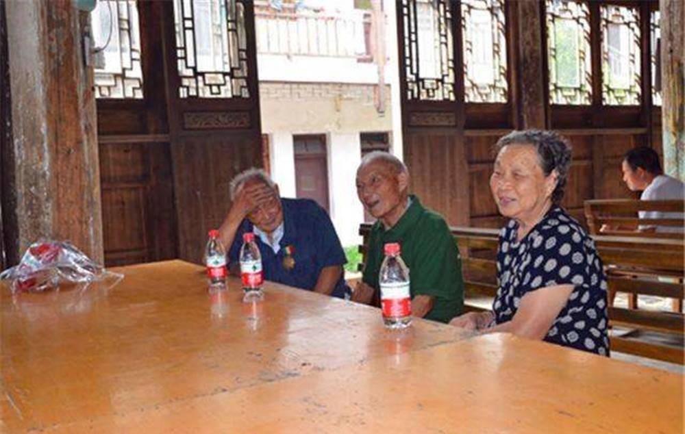 后悔|大陆上最后一位军统女特务:不后悔留大陆,一生对不起4个人!